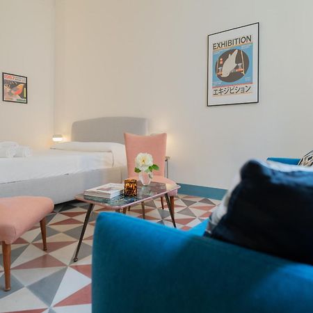 Margherita Apartment & Rooftop By Residence Colibri Лече Екстериор снимка